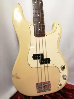 FENDER USA HIGHWAY ONE PRECISION BASS ELECTRIC