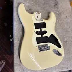 2006 SQUIER STRATOCASTER BODY + BRIDGE W/ FADED OLYMPIC WHITE -LUTHIER NICE