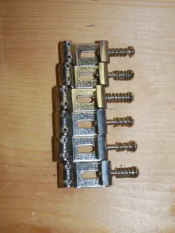 REISSUE FENDER VINTAGE