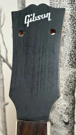 MADE GUITAR HEADSTOCK