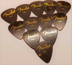 FENDER 351 SHAPE CLASSIC CELLULOID GUITAR PICKS TORTOISE SHELL THIN (12-PACK)