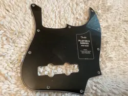 FENDER PLAYER II JAZZ BASS BLACK  PICKGUARD, 3 PLY