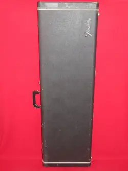 FENDER 1975 BLACK TOLEX PRECISION OR JAZZ  BASS HARDSHELL CASE