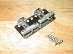 FENDER 1975 CHROME TELECASTER BASS BRIDGE