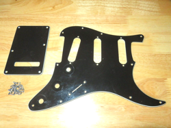 FENDER 2005 USA BLACK 3 PLY STRATOCASTER PICKGUARD & TREMOLO COVER