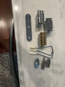 TREMOLO LOT