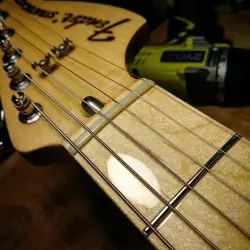 MUSICIANATHEART UNBLEACHED BONE NUT FOR FENDER SQUIER TELE STRAT MUSTANG GUITAR