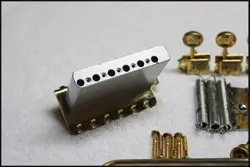 FENDER RELIC STRATOCASTER