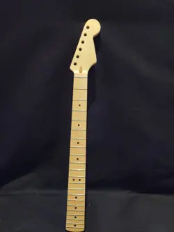 STYLE STRATOCASTER NECK-