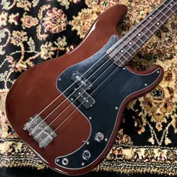FENDER FSR MADE IN JAPAN TRADITIONAL 70S PRECISION BASS WALNUT WITH GIG BAG