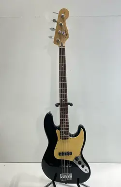 FENDER BASS GUITAR - SQUIER J BASS