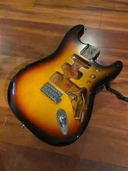 GENUINE FENDER 3 TONE SUNBURST STRAT STRATOCASTER 4 LB ALDER BODY 2 1/16
