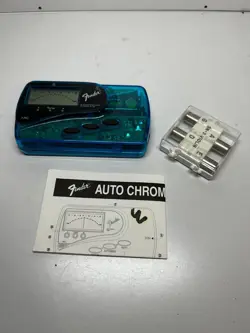 FENDER LX-12 AUTO CHROMATIC GUITAR TUNER - BLUE - GREAT WORKING CONDITION