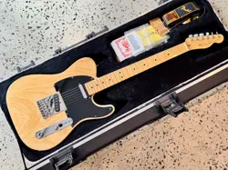 FENDER TELECASTER AMERICAN STANDARD ELECTRIC GUITAR, ASH BODY, MAPLE FRETBOARD