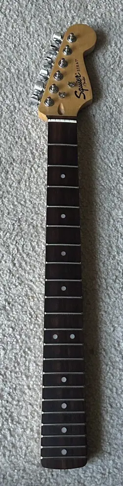 2001 SQUIER BY FENDER SE LOADED STRATOCASTER NECK 60'S HEADSTOCK NEAR MINT!