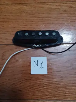 STRATOCASTER PICKUP NECK