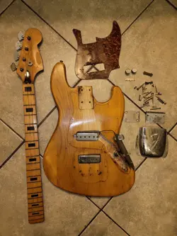 VINTAGE 1960S 1970S ? FENDER JAZZ BASS