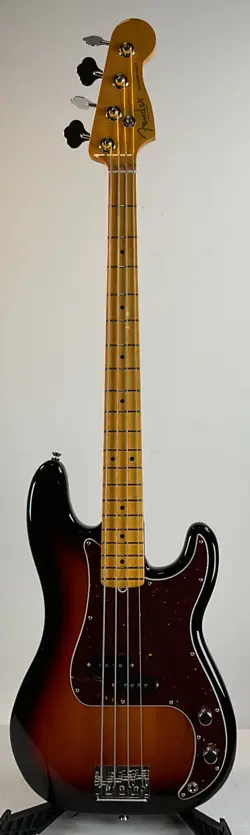 SOLIDBODY PBASS GUITAR