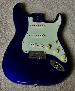 2004 BLUE SQUIER BY FENDER STRATOCASTER 60'S MINT GREEN 41MM BODY SSS GOOD!