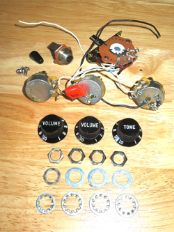 BLACK FENDER STRATOCASTER ELECTRONIC CONTROL POTS HARNESS