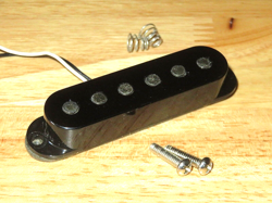 FENDER 1974 BLACK GREY BOTTOM STRATOCASTER MIDDLE PICKUP