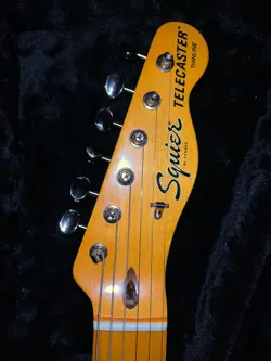 VIBE TELECASTER FENDER