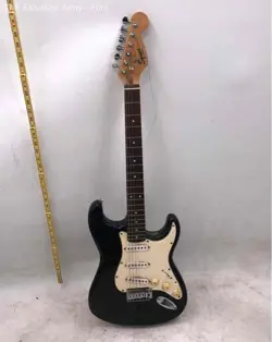 SQUIER STRAT BY FENDER 6 STRING RIGHT HANDED BLACK ELECTRIC GUITAR
