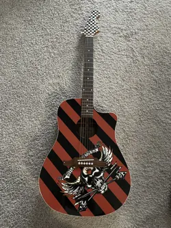 EDITION RARE GUITAR