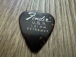 HEAVY GUITAR PICK