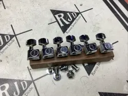 CHROME TUNERS