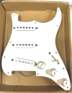 PICKGUARD FITS AFFINITY