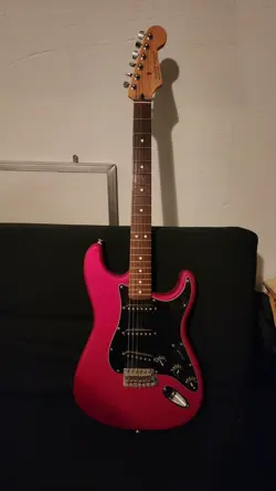 MEXICAN STRATOCASTER 2010