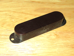 FENDER 1966 BLACK MUSTANG DUO SONIC OR MUSIC MASTER PICKUP COVER
