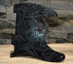 PSYCHEDELIC PAISLEY TEXTURED