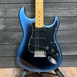 FENDER AMERICAN PROFESSIONAL II STRATOCASTER USA ELECTRIC GUITAR - DARK NIGHT