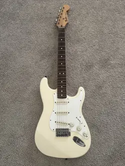 VINTAGE 1995 STRATOCASTOR MADE IN MEXICO