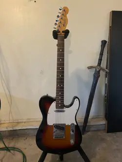 VINTAGE GUITAR 1989 FENDER TELECASTER SUNBURST