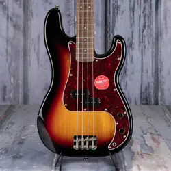 SQUIER CLASSIC VIBE '60S PRECISION BASS, 3-COLOR SUNBURST