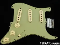 STRAT RELIC STRATOCASTER