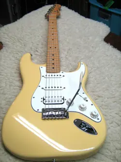 HSS BUTTERCREAM W/FENDER