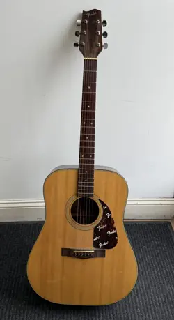 VINTAGE FENDER F-210 ACOUSTIC GUITAR W/ HARD CASE