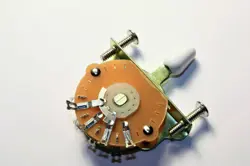 NEW - TRITAN 3-WAY PICKUP SWITCH FOR FENDER STRAT WITH WHITE TIP