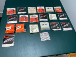 GUITAR STRINGS. GIBSON