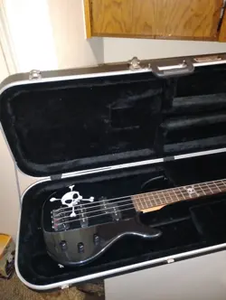 FENDER SQUIER MB4 SKULL CROSSBONES ELECTRIC BASS GUITAR