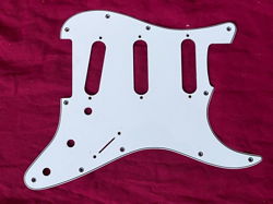 1982 1983 FENDER STRATOCASTER USA GUITAR PICKGUARD WHITE AMERICAN