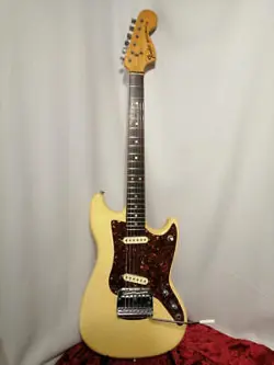 FENDER / 1977 MUSICMASTER MOD