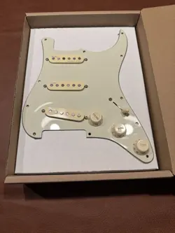 FENDER PRE-WIRED ULTRA