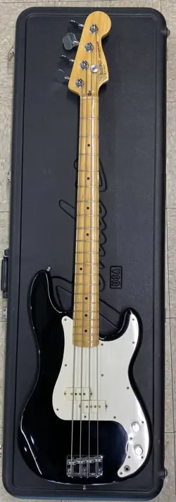 1983 FENDER PRECISION BASS W/OHSC GREAT SHAPE
