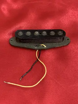 X1 STRATOCASTER GUITAR