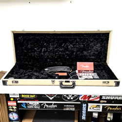 2015 FENDER / G&G ERIC JOHNSON HARDSHELL CASE FOR STRAT OR TELE ELECTRIC GUITAR